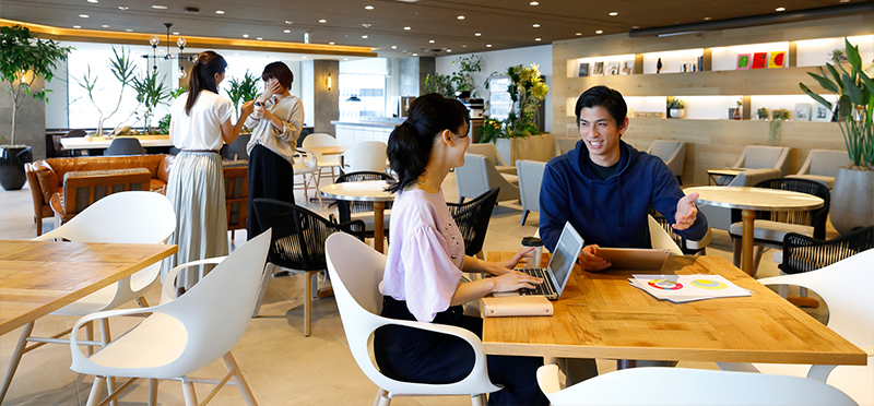 オフィス　フリーアドレス