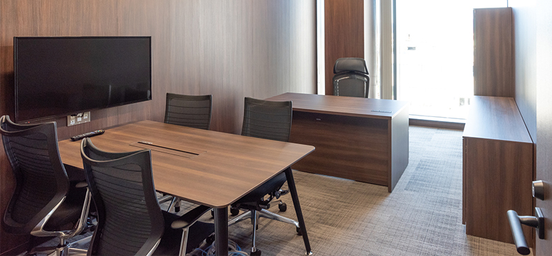 オフィス　応接室