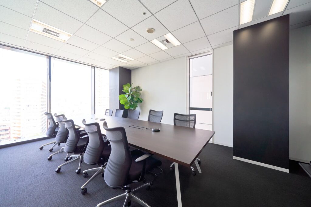 オフィス　会議室