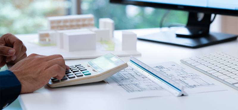 事務　見積もり　経理